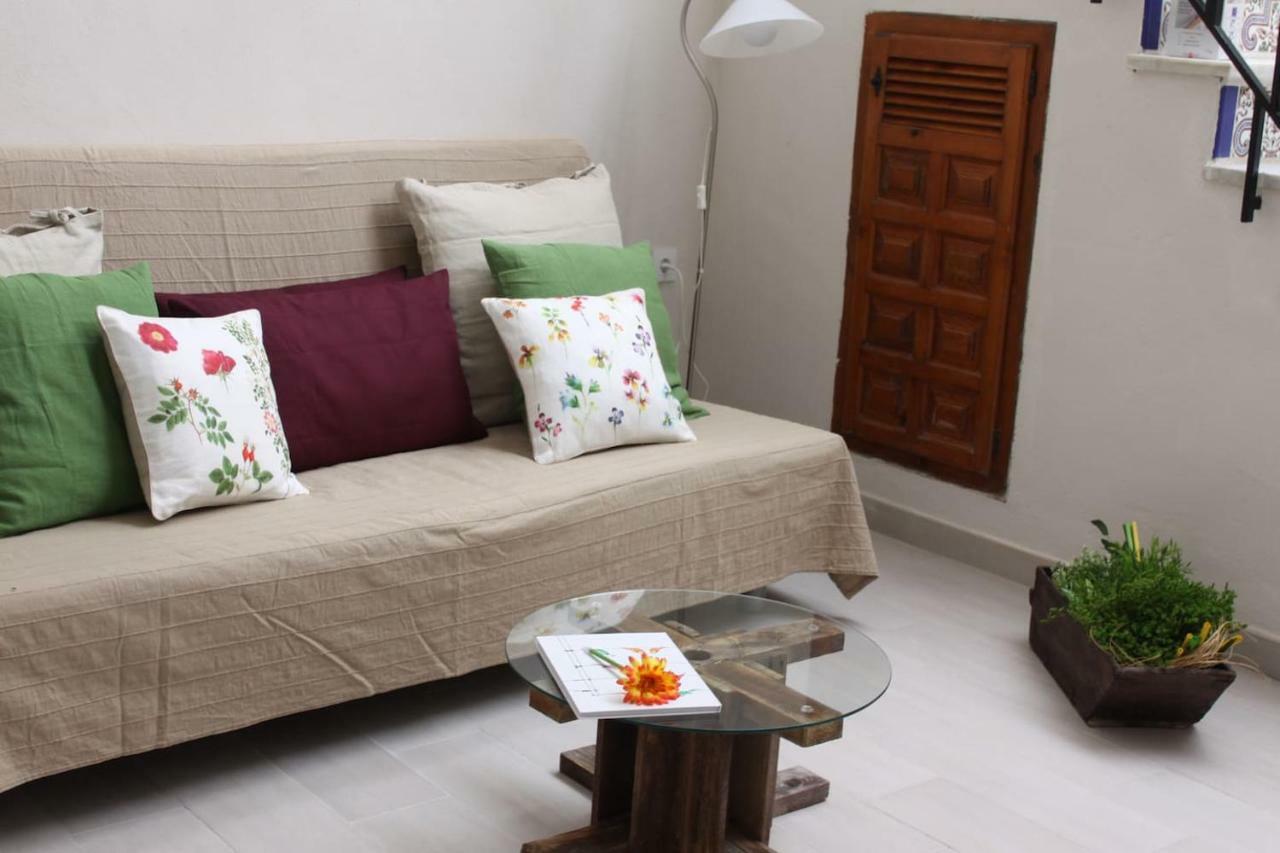 Casita De Pueblo Reformada, Terraza Con Vistas Preciosas Y Parking Privado Daire Bédar Dış mekan fotoğraf